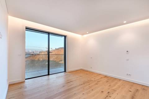 T4 Penthouse, Resort Quinta Marques Gomes, vistas Rio Douro, Porto e Mar.
