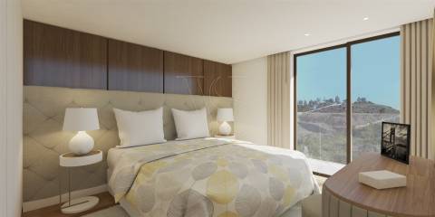 T2, Condomínio Fechado, vistas Rio Douro, Porto e Mar.