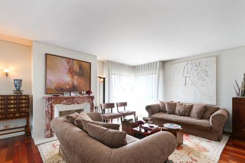 T3+1 com Vista Mar e Rio  - 750 mt da Praia - Foz do Douro