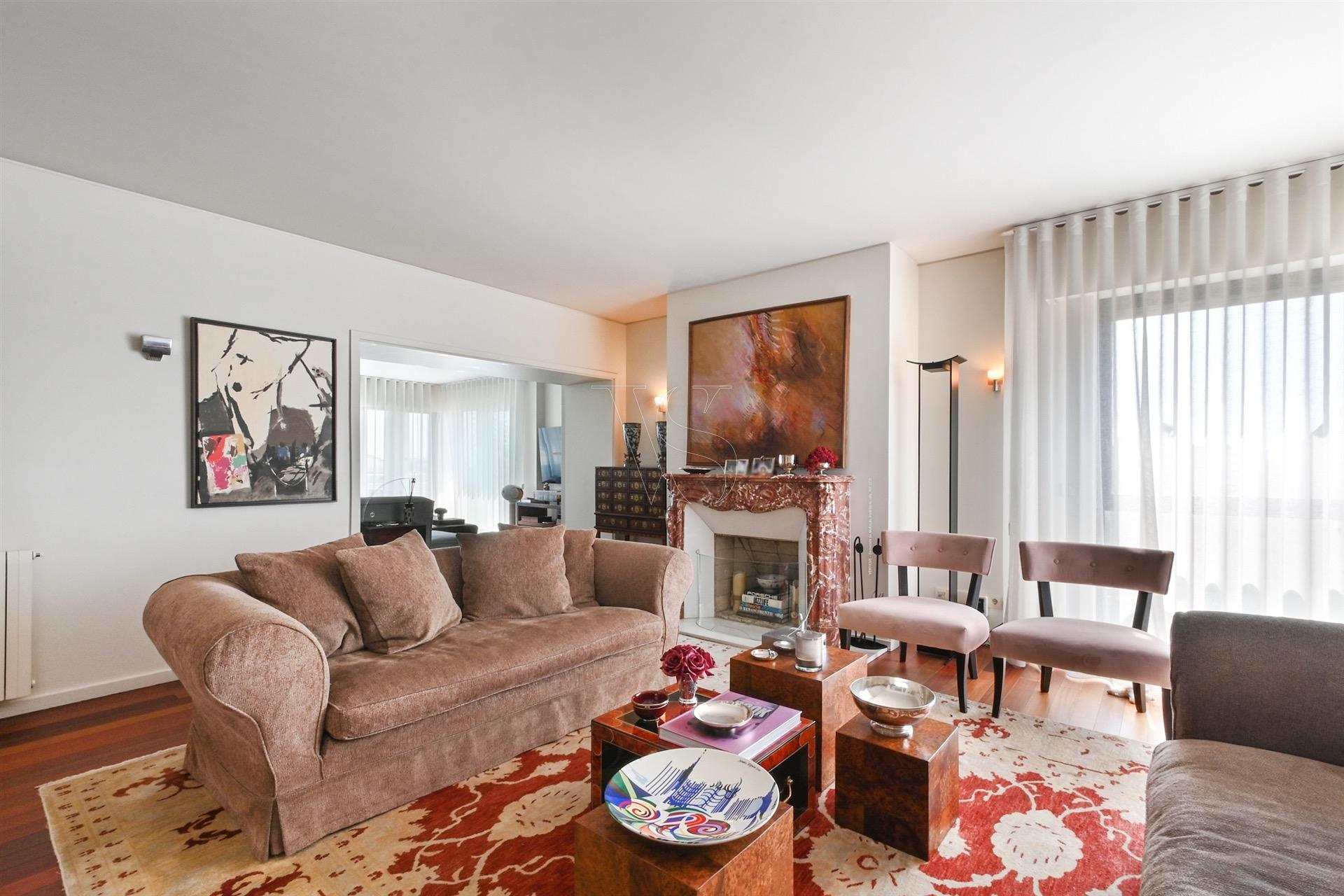 T3+1 com Vista Mar e Rio  - 750 mt da Praia - Foz do Douro