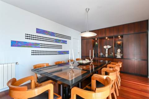 T3+1 com Vista Mar e Rio  - 750 mt da Praia - Foz do Douro