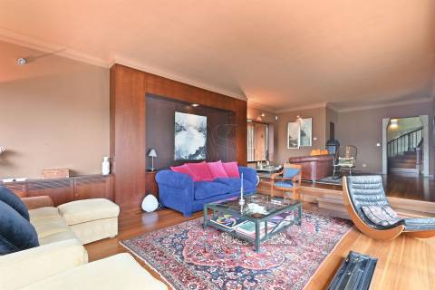 Propriedade Única com 3.500 m², Piscina e Vista Panorâmica sobre o Douro a 15 min do Porto.