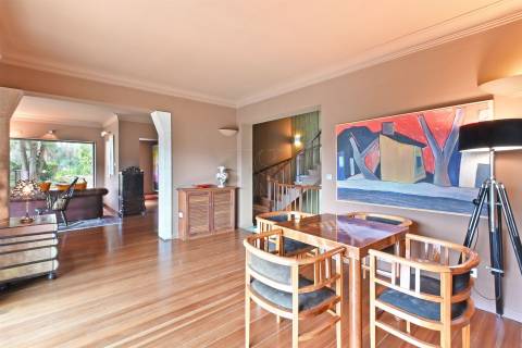 Propriedade Única com 3.500 m², Piscina e Vista Panorâmica sobre o Douro a 15 min do Porto.