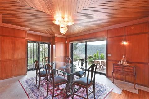 Propriedade Única com 3.500 m², Piscina e Vista Panorâmica sobre o Douro a 15 min do Porto.