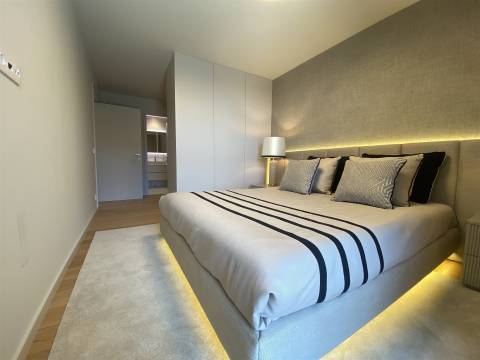 T2 Vista Mar -  Revenda Exclusiva - The Yard Next - Jardins D´Árrábida.