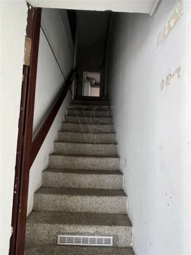 UMA LOJA PENSADA PARA MARCAS COM AMBIÇÃO - 377 m² - PORTO
