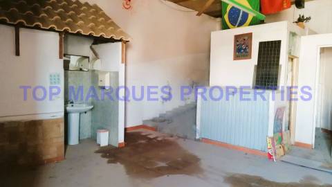 Armazém  Venda em Quelfes,Olhão
