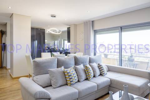 Apartamento com vista de Montanhas e Mar