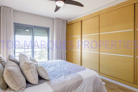 Apartamento com vista de Montanhas e Mar