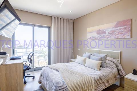 Apartamento com vista de Montanhas e Mar