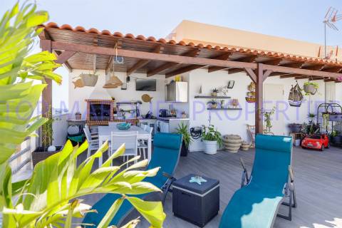 Apartamento com vista de Montanhas e Mar