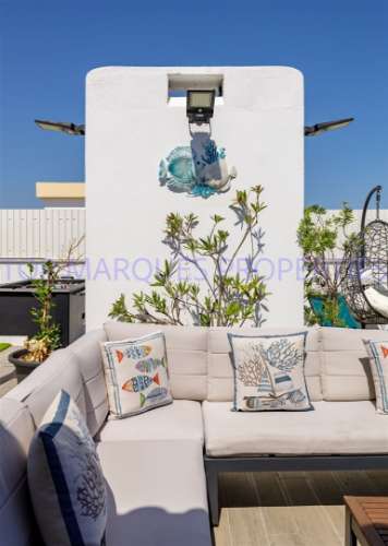 Apartamento com vista de Montanhas e Mar