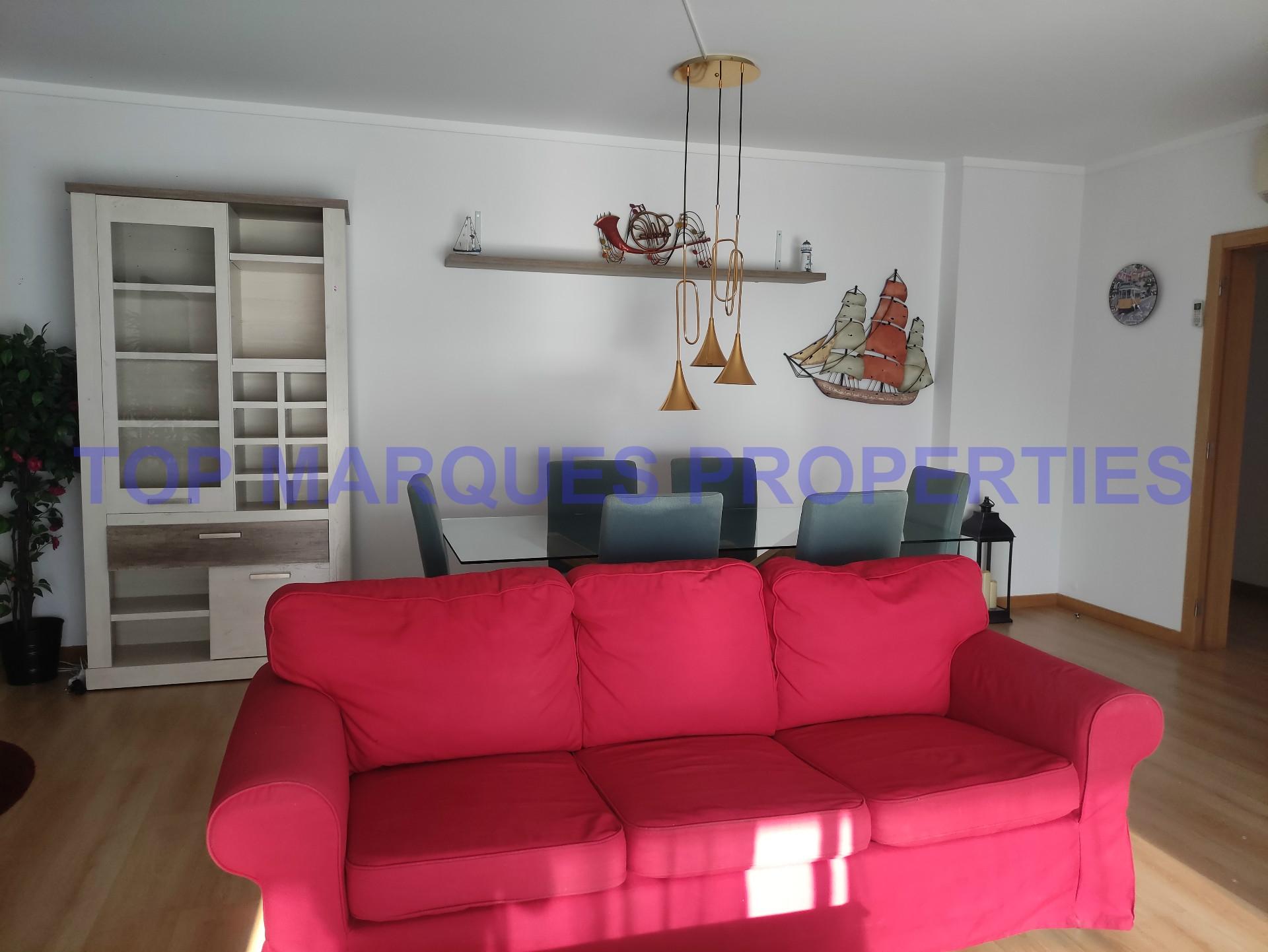 Apartamento T2 Arrendamento em Olhão,Olhão