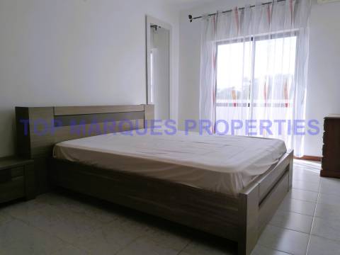 Apartamento T3 Arrendamento em Olhão,Olhão