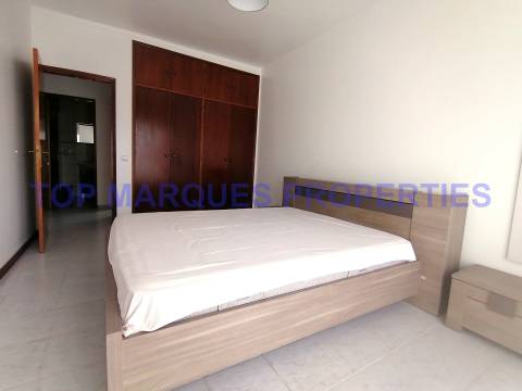 Apartamento T3 Arrendamento em Olhão,Olhão