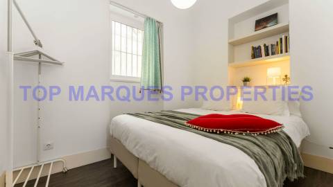 Moradia na baixa com vista mar