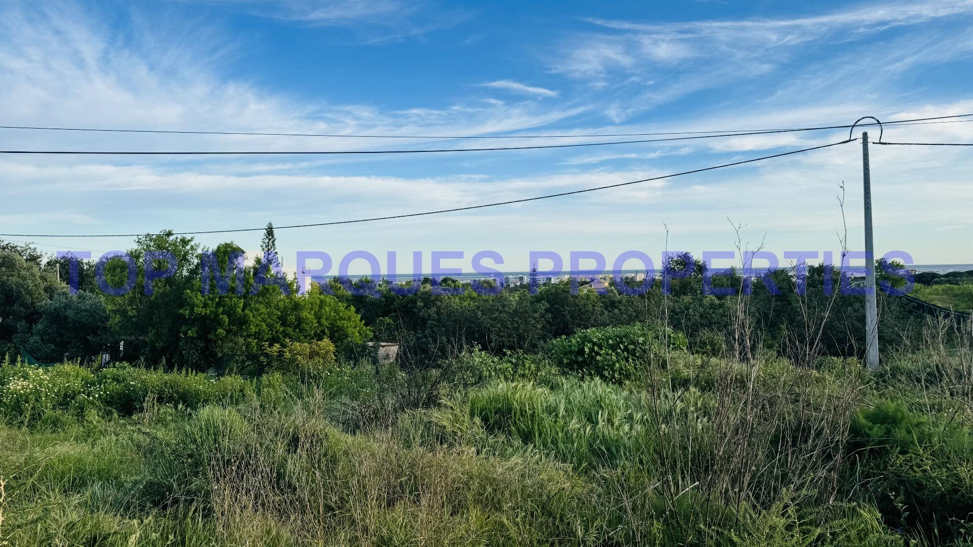 Excelente terreno com vista mar, projeto de construção aprovado, e piscina