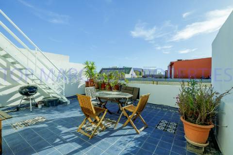 Casa Histórica T3 no coração de Olhão