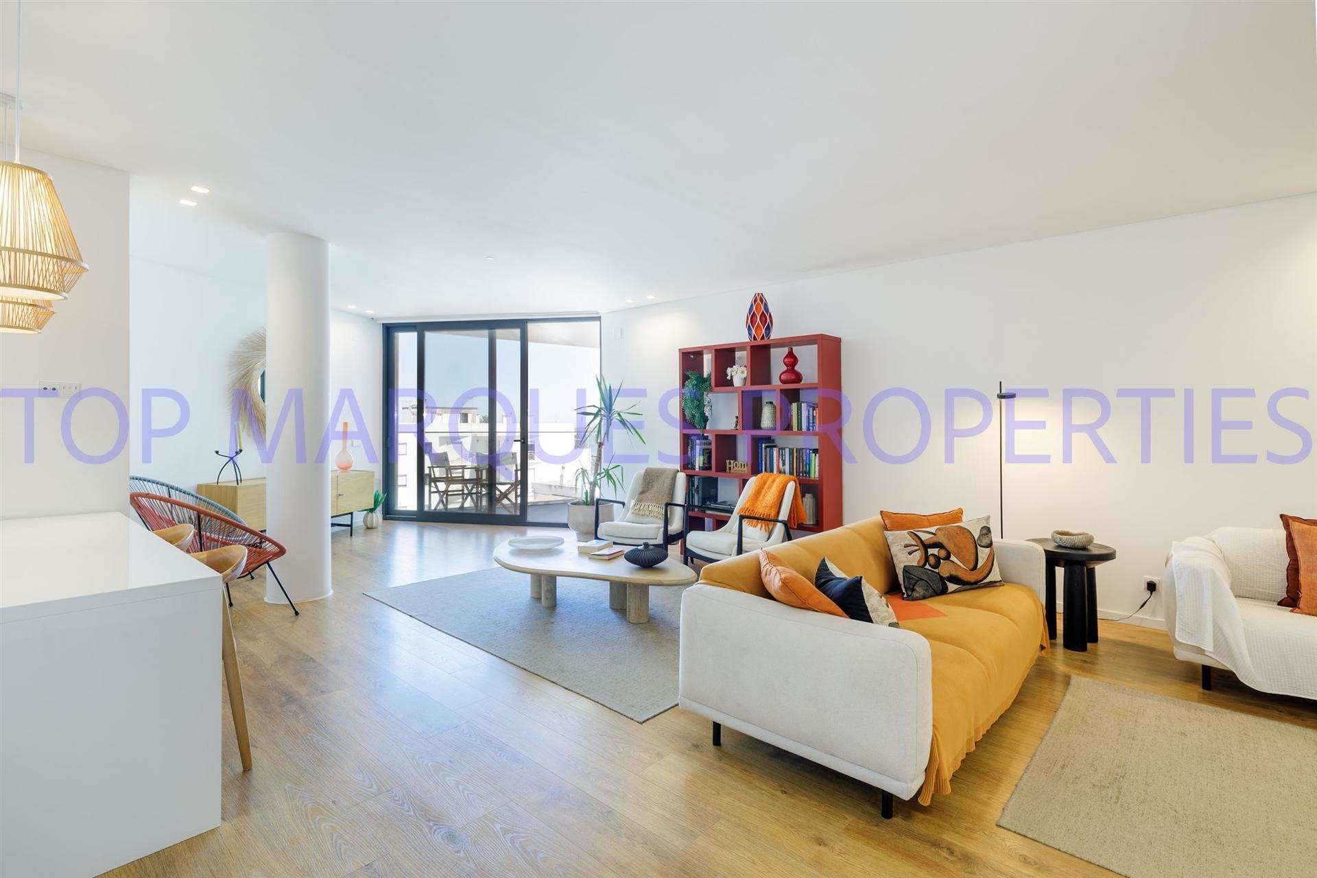 Apartamento de luxo T2, com vista mar