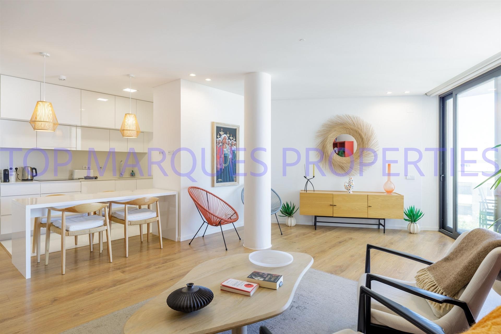 Apartamento de luxo T2, com vista mar
