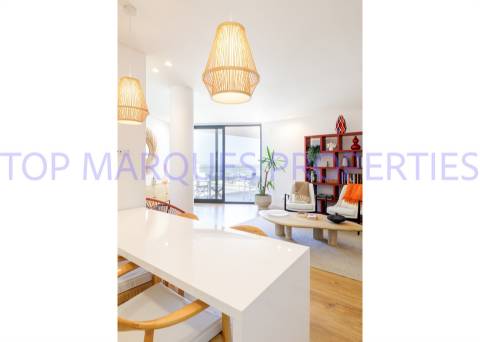 Apartamento de luxo T2, com vista mar