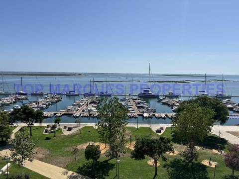 Apartamento de luxo T2, com vista mar