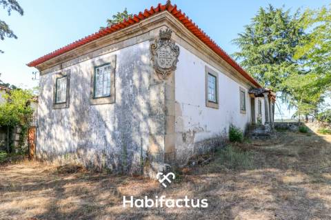 Quinta Brasonada Casa da Portela á venda em Mangualde:
