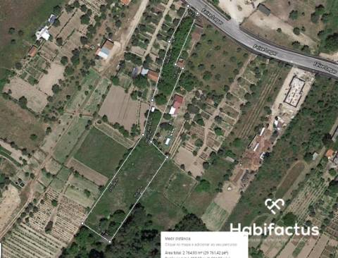 Terreno com viabilidade construtiva em Santar