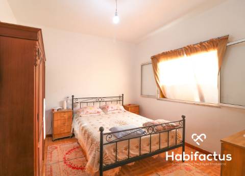 Moradia isolada em Pinheiro a três minutos do centro do Carregal do Sal