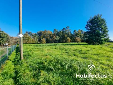Terreno para venda em Canas de Santa Maria, Tondela