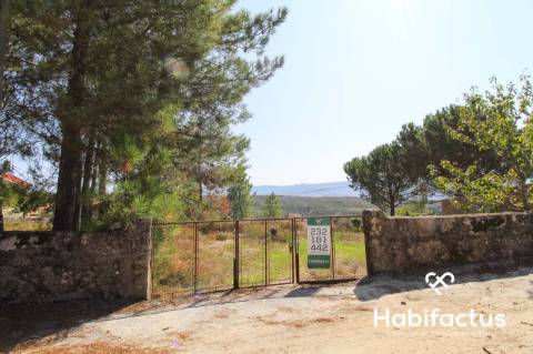 Lote de Terreno  Venda em Tavares (Chãs, Várzea e Travanca),Mangualde