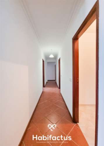 Andar moradia T4 em Jugueiros - Viseu