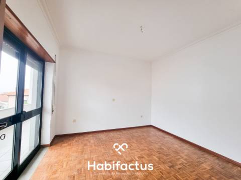 Andar moradia T4 em Jugueiros - Viseu