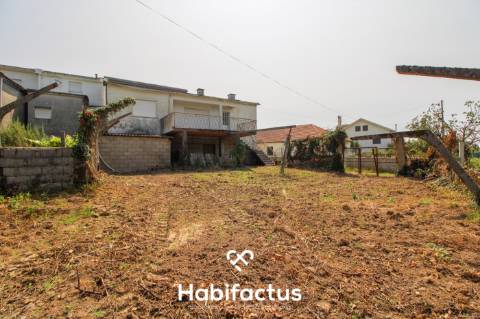 Moradia T2 a 12 minutos de Vila Nova de Paiva.