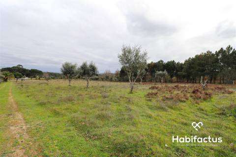 Terreno com vista incrível para a Serra da Estrela