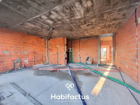 Apartamento T3 Duplex com terraço para venda em Viseu