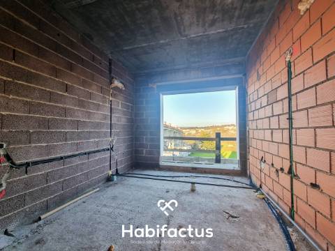 Apartamento T3 Duplex com terraço para venda em Viseu