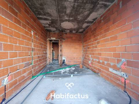 Apartamento T2 Duplex com terraço para venda em Viseu