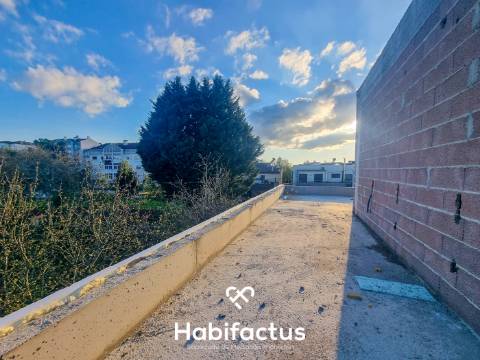 Apartamento T2 Duplex com terraço para venda em Viseu