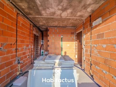 Apartamento T2 Duplex com terraço para venda em Viseu