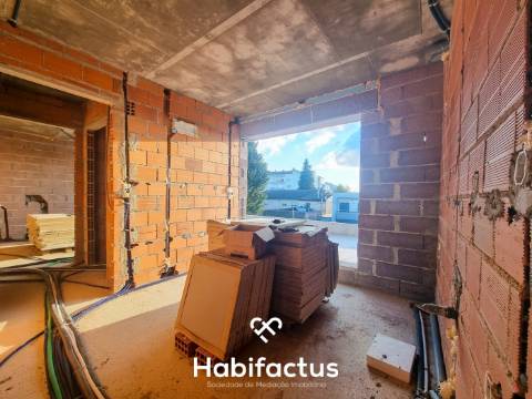 Apartamento T2 Duplex com terraço para venda em Viseu