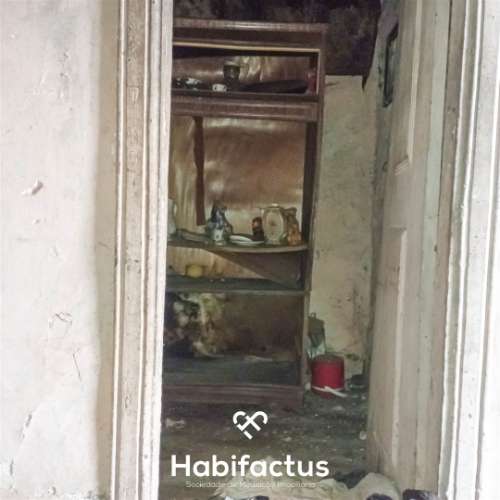 Moradia para restaurar em Tondela, com grande potencial e localização privilegiada!