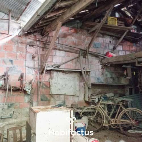 Moradia para Reabilitar perto de Tondela