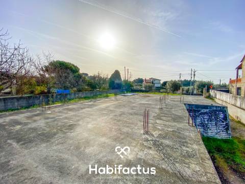 Terreno Urbano para venda em Lobelhe do Mato - Mangualde