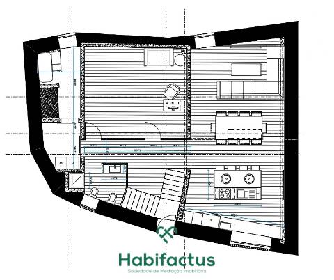 Moradia com projeto para reconstrução.