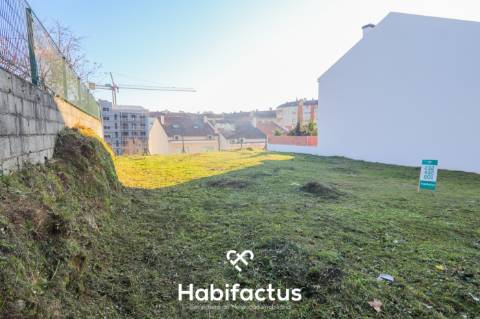Lote de terreno de 510 m2, com viabilidade para construção de uma moradia de ponta em Viseu.