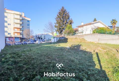 Lote de terreno de 510 m2, com viabilidade para construção de uma moradia de ponta em Viseu.