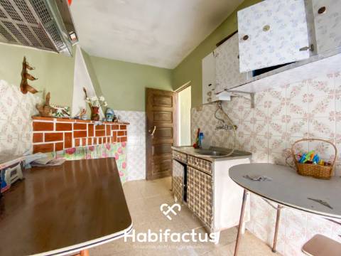 Moradia T3 para venda em Nelas - Carvalhal Redondo - Aguieira