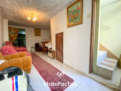 Moradia T3 para venda em Nelas - Carvalhal Redondo - Aguieira