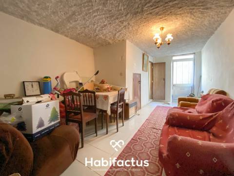 Moradia T3 para venda em Nelas - Carvalhal Redondo - Aguieira